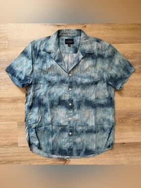 Lucky Brand Blue Tie-Dye Short Sleeve Button-Down Shirt